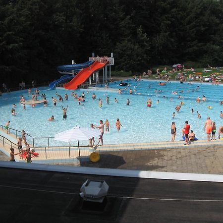 Camping Het Bosbad Emmeloord Esterno foto