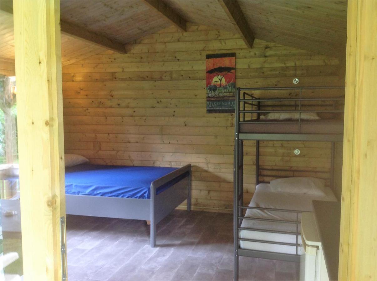 Camping Het Bosbad Emmeloord Esterno foto